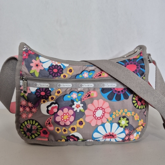 LeSportsac Summer Floral Gray / Pink Nylon Classic Adjustable Crossbody Hobo Bag - Picture 3 of 15